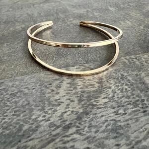 Rose gold tone sleek chic trendy metallic double cuff bracelet